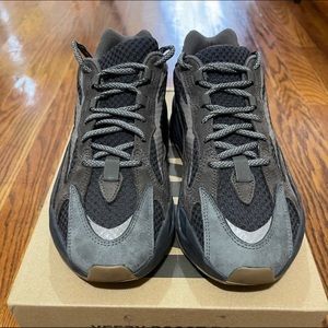 Yeezy 700!